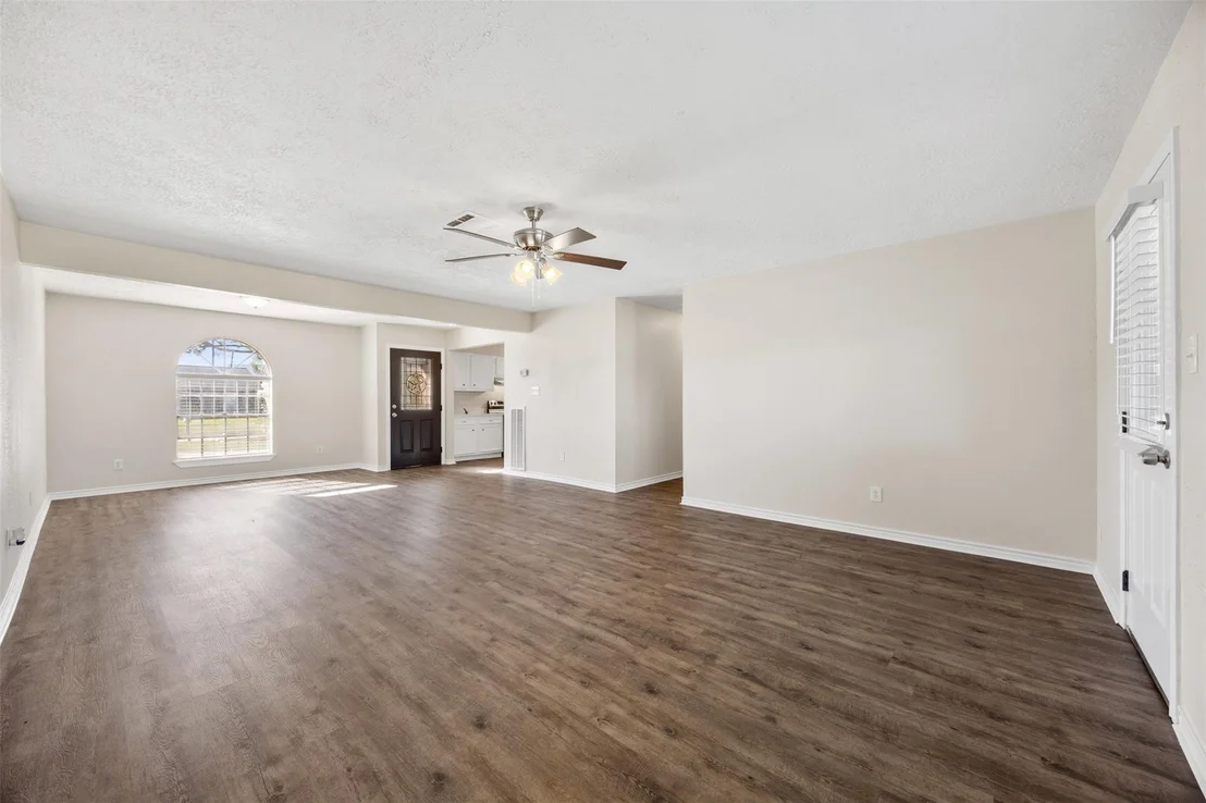 Photo of 14030 Montaigne Drive