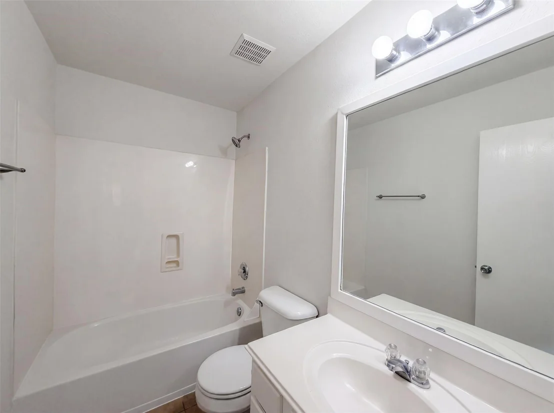 Photo of 20615 Sandy Bay Lane