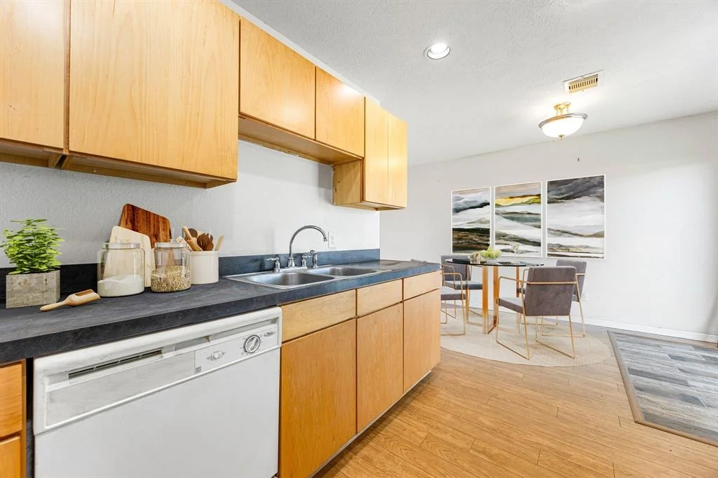 Photo of 822 Ellerton Lane