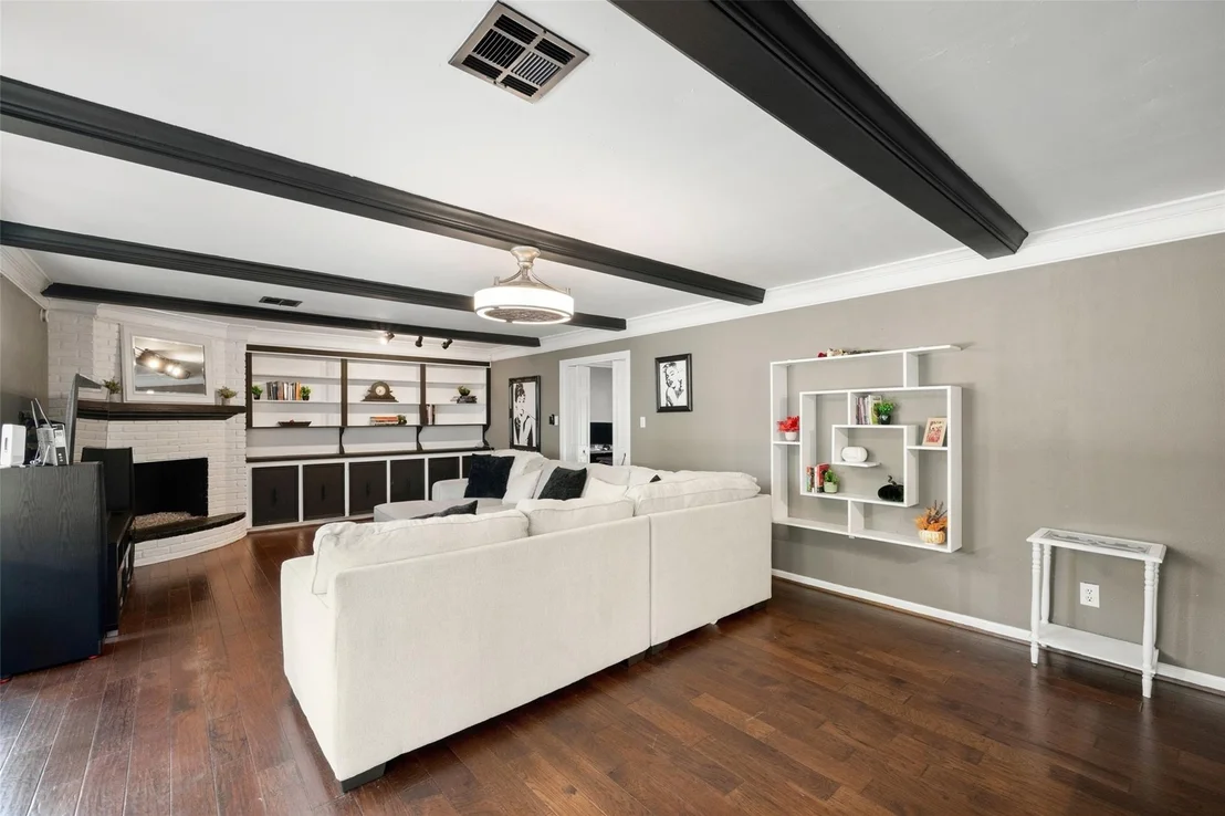 Photo of 1806 Saddlecreek Drive