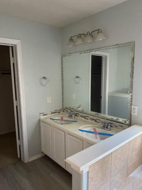 Photo of 1125 Shadow Glenn Drive