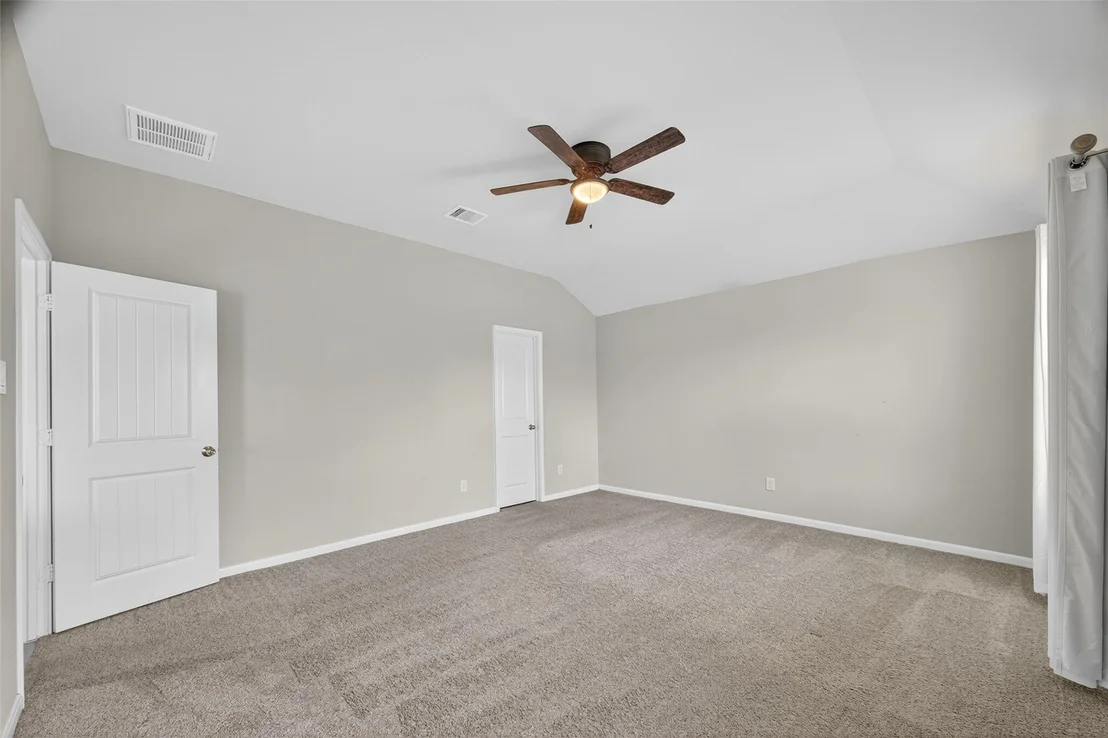 Photo of 718 Harvest Bluff Drive