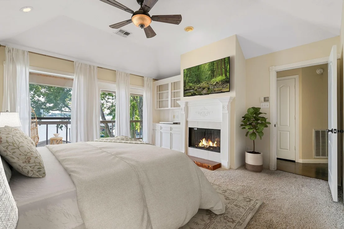 Photo of 1130 Lake View Drive