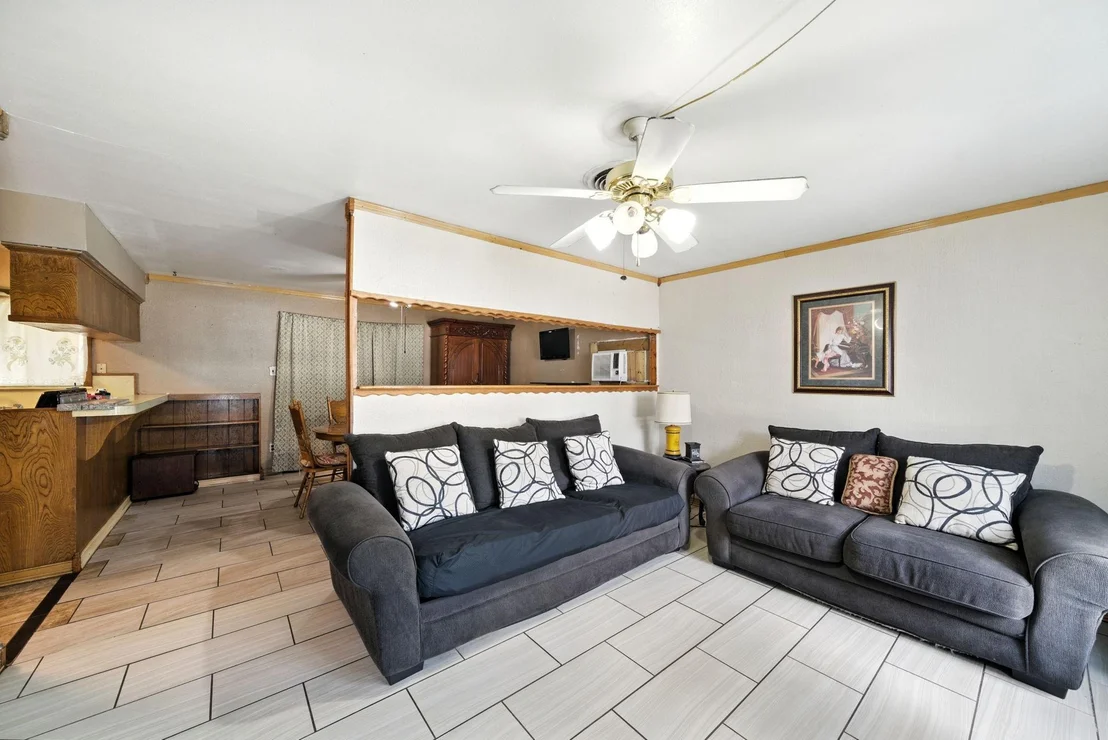 Photo of 4924 Park Drive