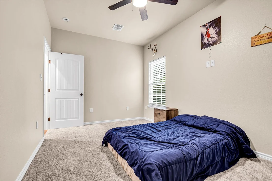 Photo of 10040 Shepard Hill Road