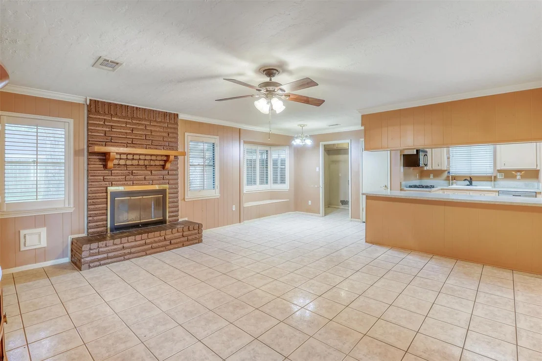 Photo of 534 Belwin Drive