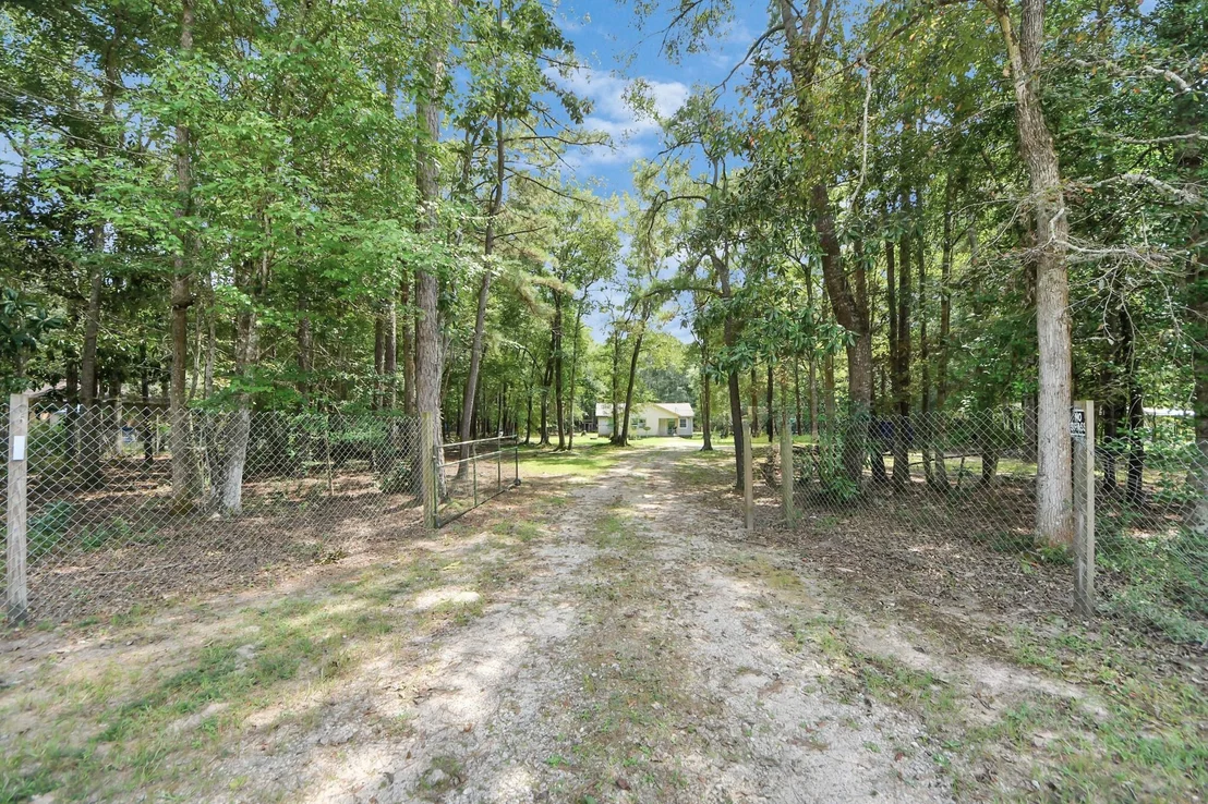 Photo of 121 Elendor Drive