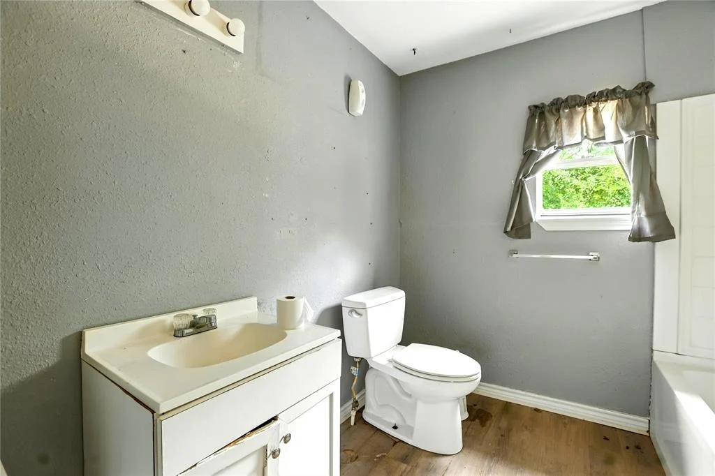 Photo of 812 County Road 2870