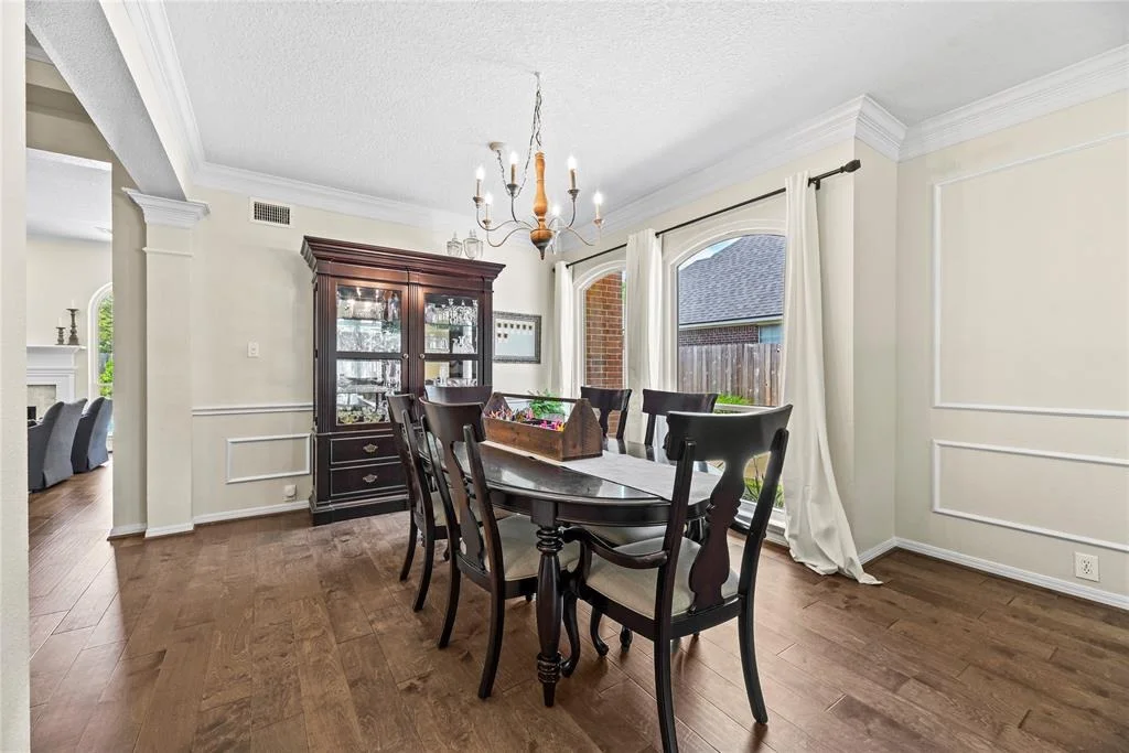 Photo of 1310 Blackthorne Drive