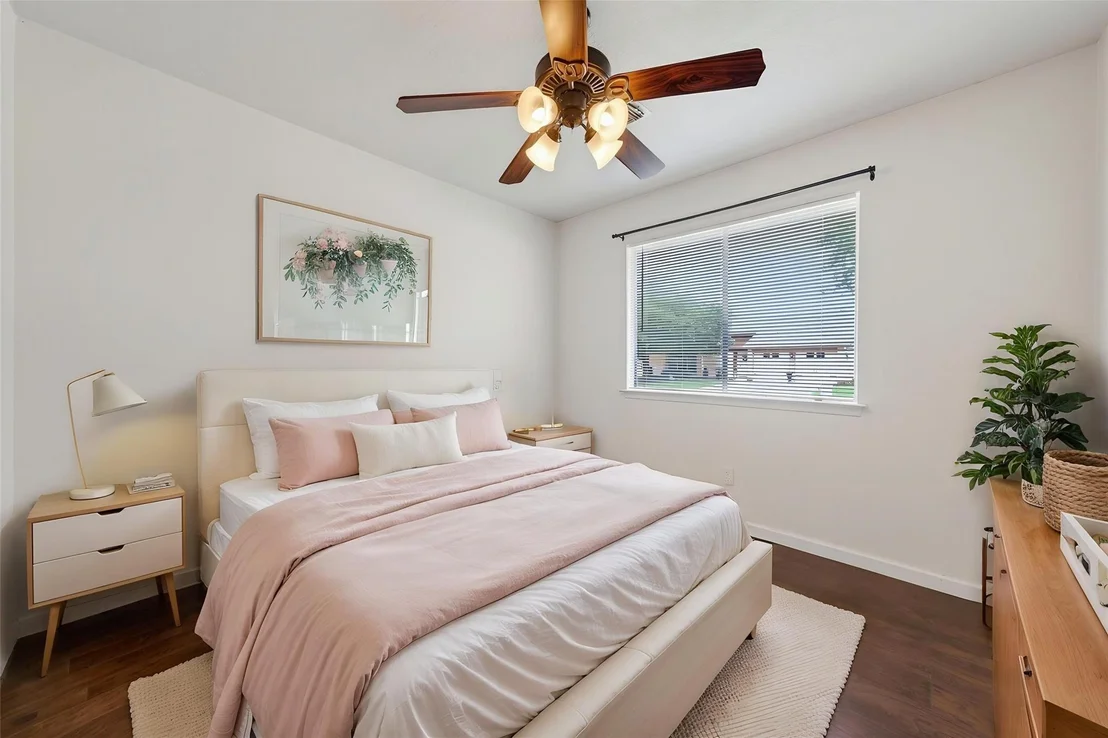 Photo of 17002 Dew Drop Lane
