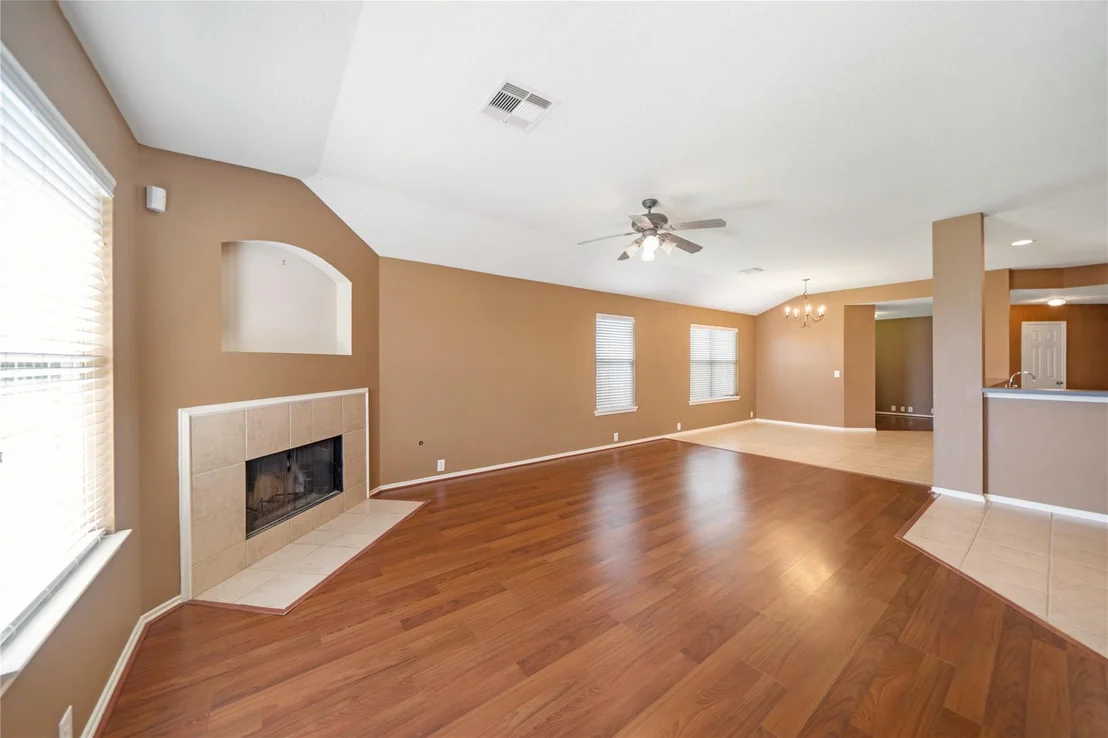 Photo of 5706 Baldwin Elm Street