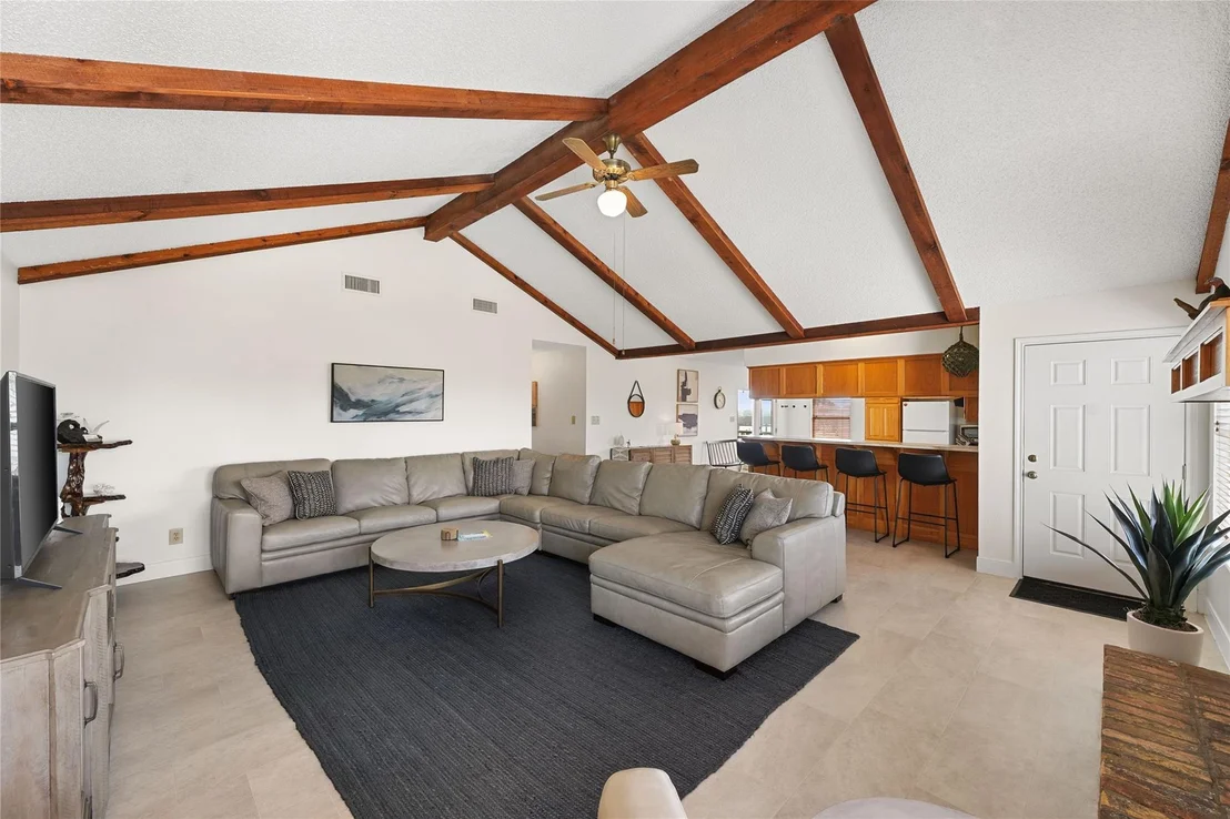 Photo of 426 Shark Lane
