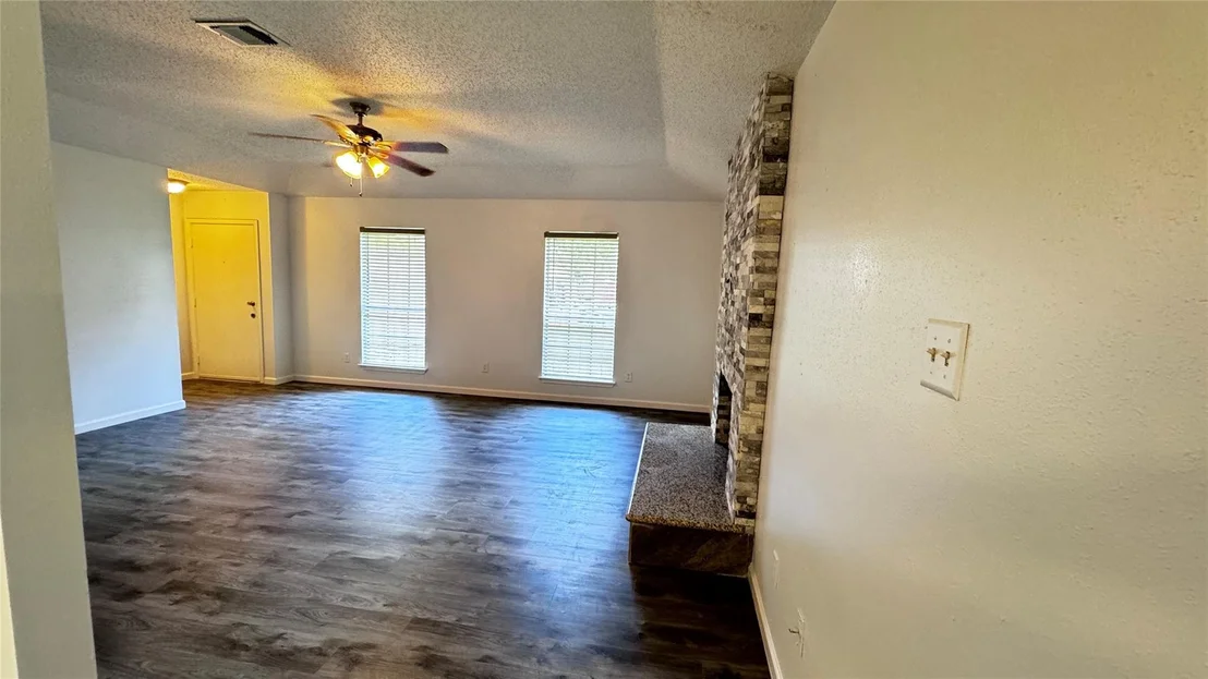 Photo of 2511 Maple Tree Court