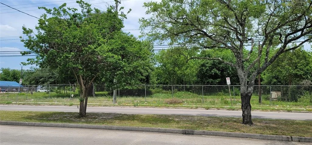 Photo of 0 Yale Street
