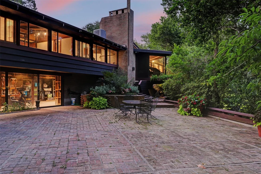 Photo of 8 Tiel Way