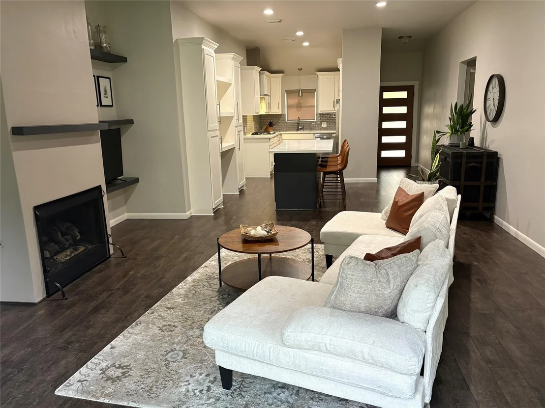 Photo of 24290 Glen Loch Drive
