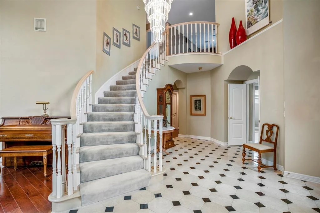 Photo of 66 Meadowridge Place