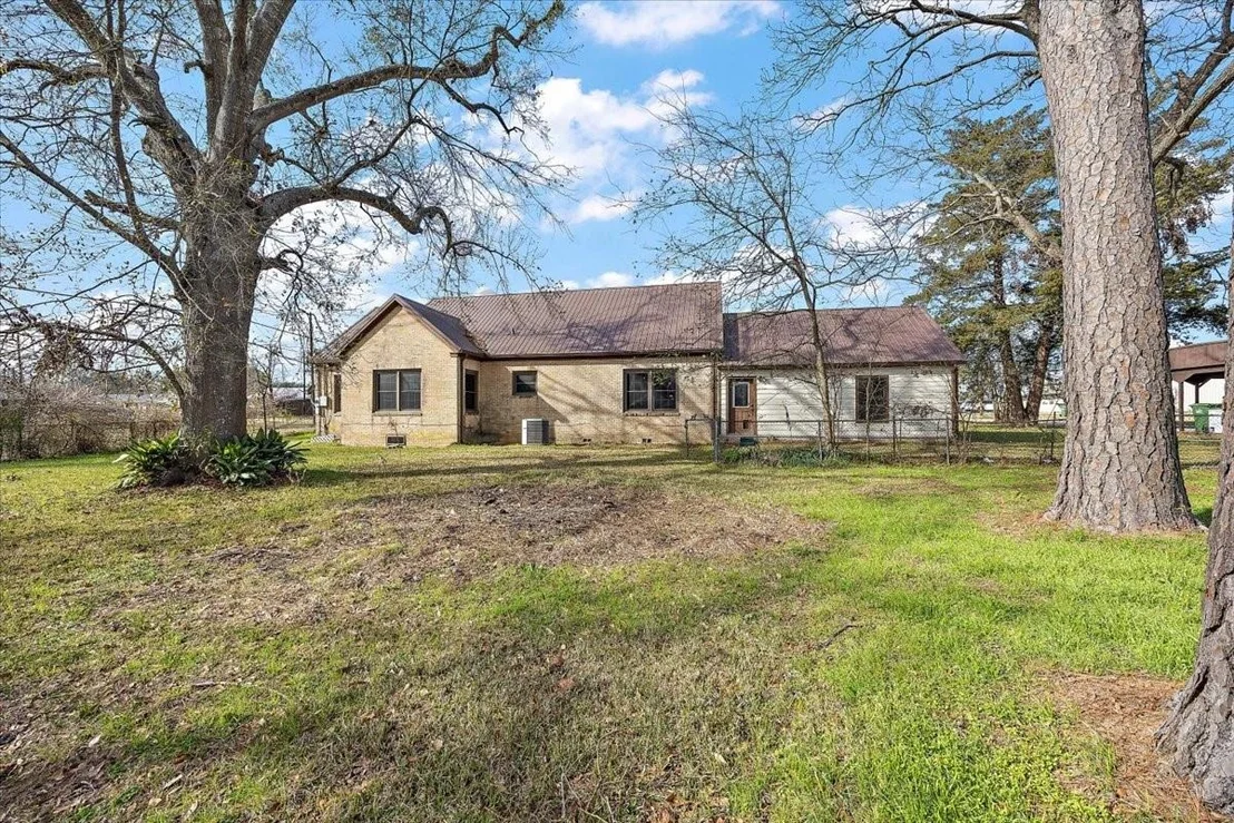 Photo of 370 Austin Street