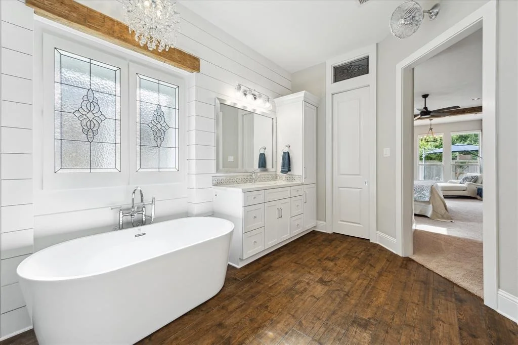 Photo of 6815 American Elm Lane