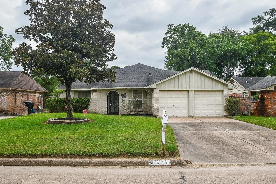 Photo of 6410 Bluestone Drive