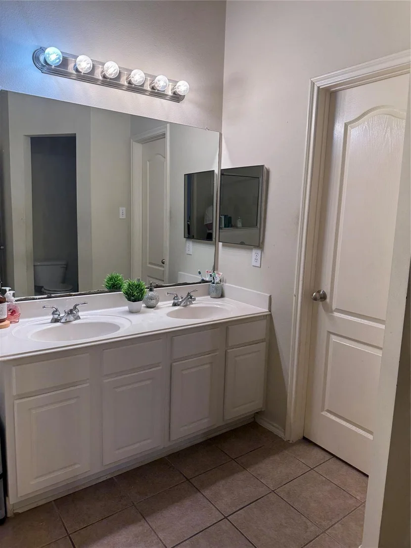Photo of 10002 Noisy Waters Dr Drive