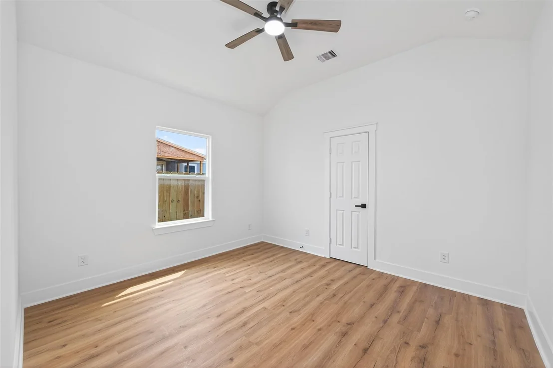 Photo of 1042 Gazing Pine Street