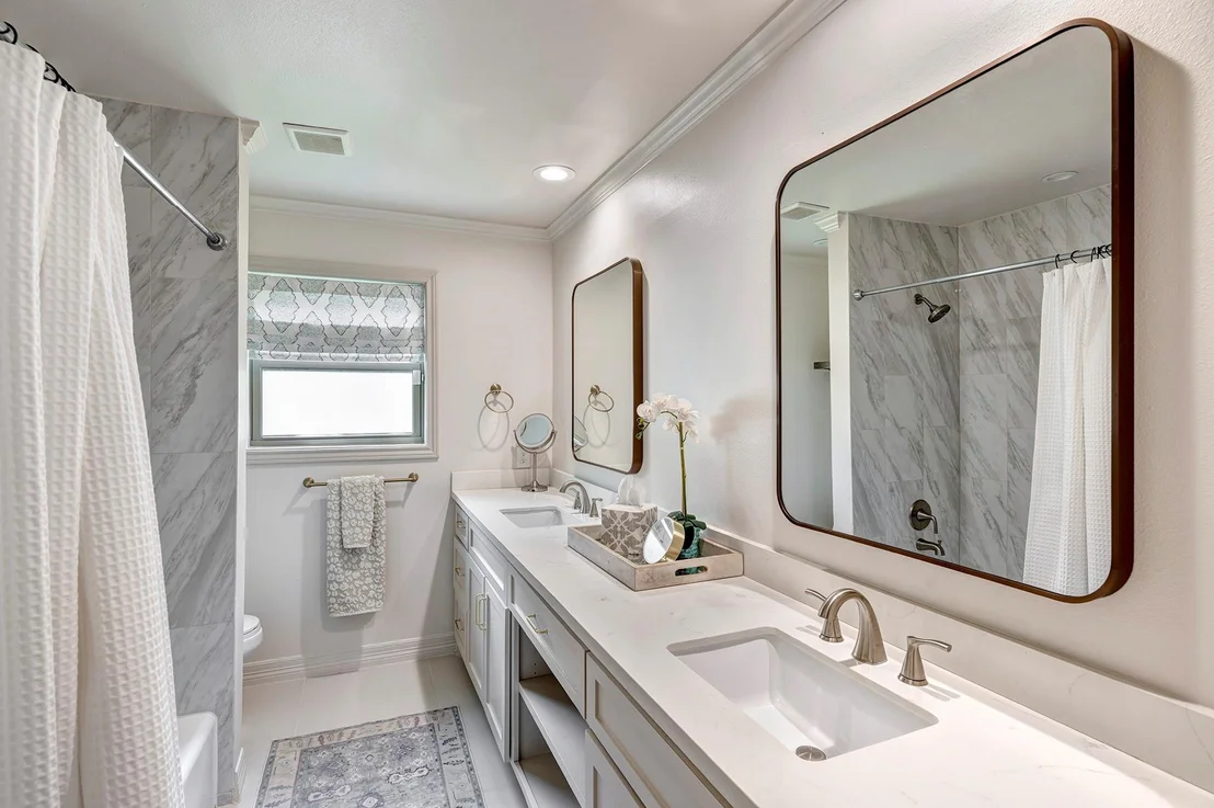 Photo of 2914 Ann Arbor Drive