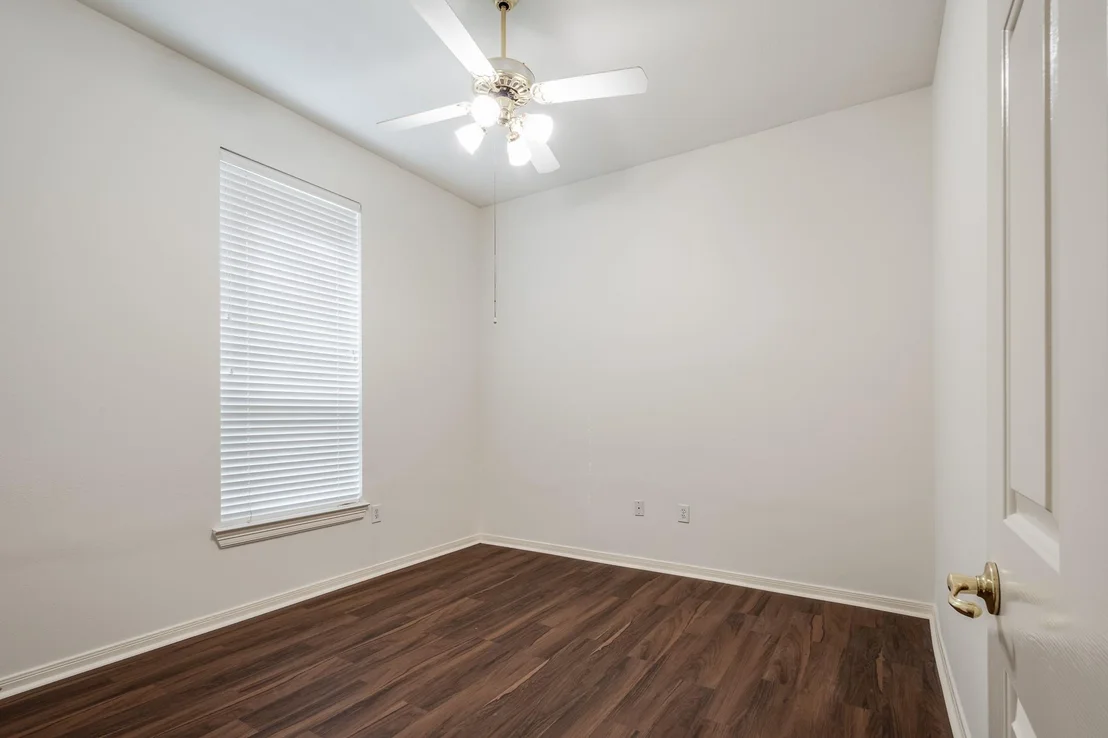 Photo of 43 N Belfair Place