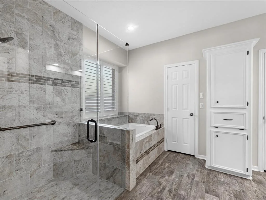 Photo of 5831 Mountain View Drive
