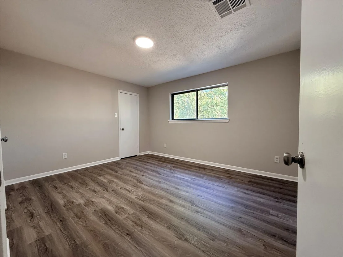Photo of 4810 Theall Road