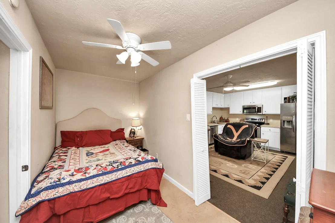 Photo of 15810 Merle Road