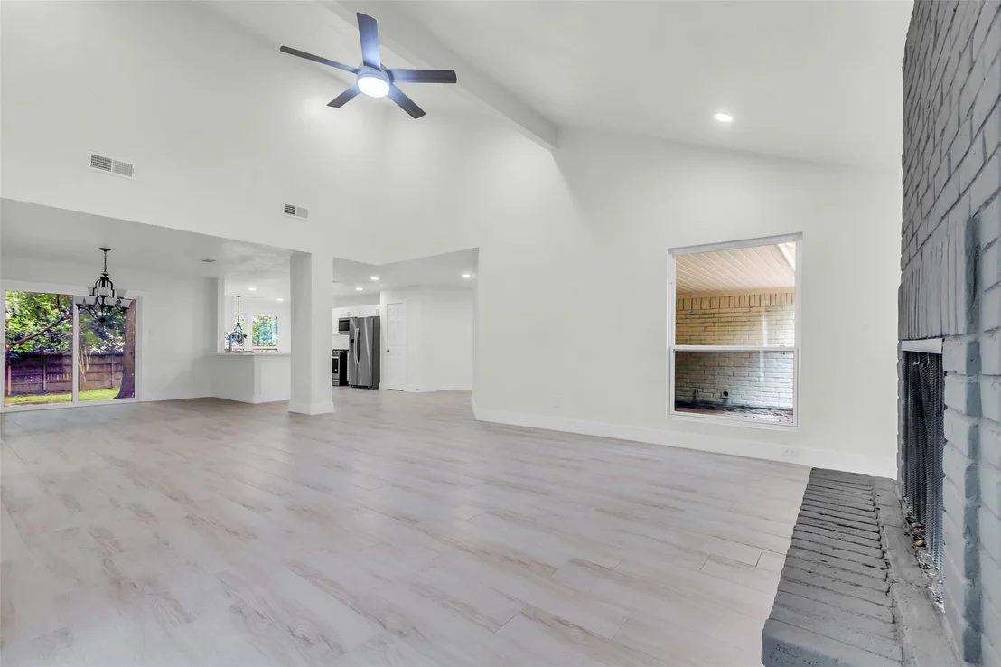 Photo of 1602 Pine Oak Drive
