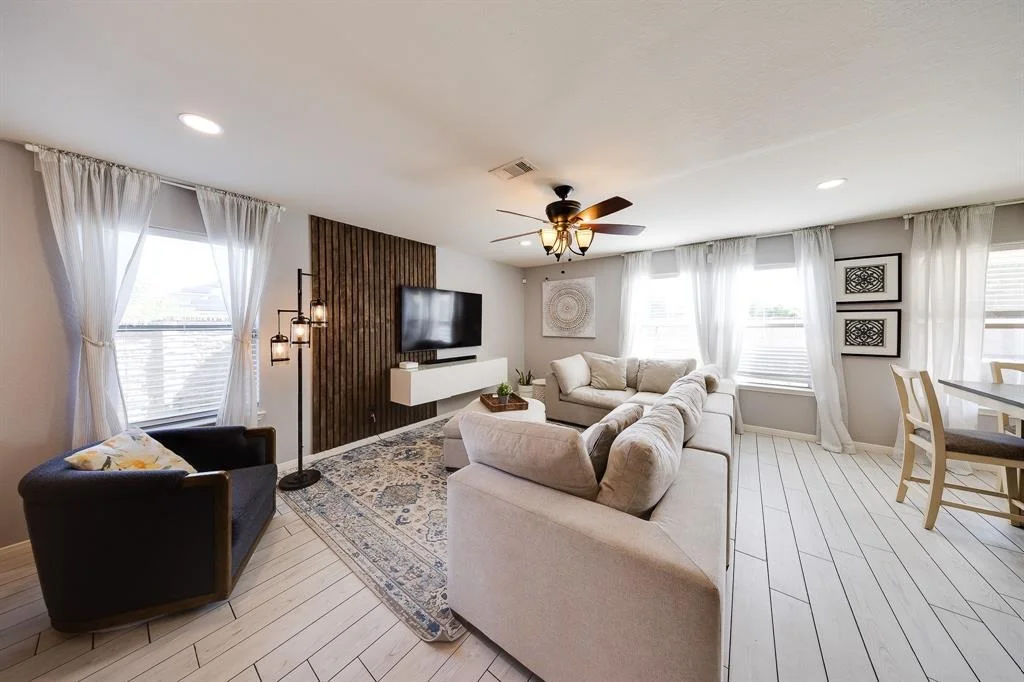 Photo of 8106 Sweetstone Bluff Lane