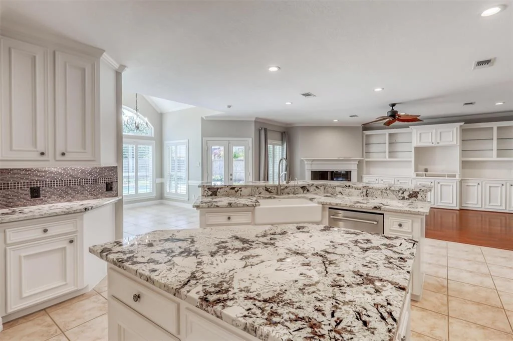 Photo of 2114 Summerland Drive N
