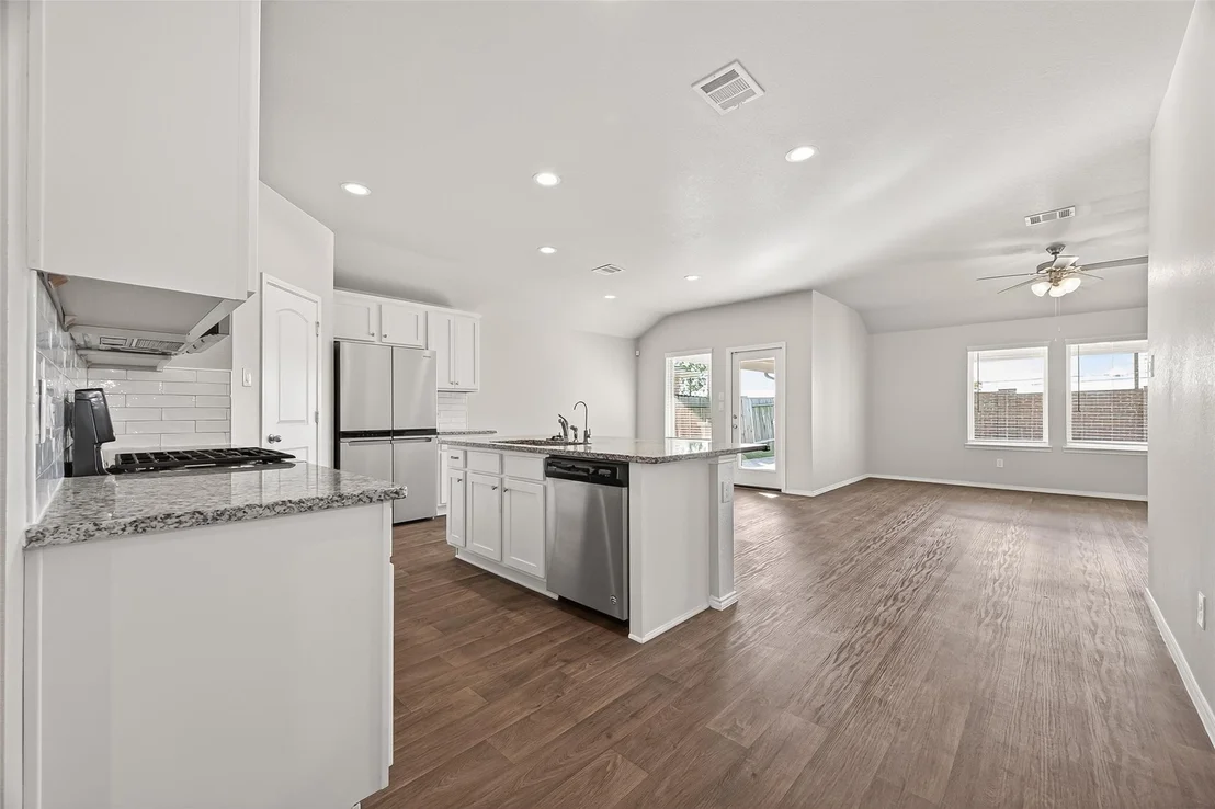 Photo of 4763 Avellino Base Drive