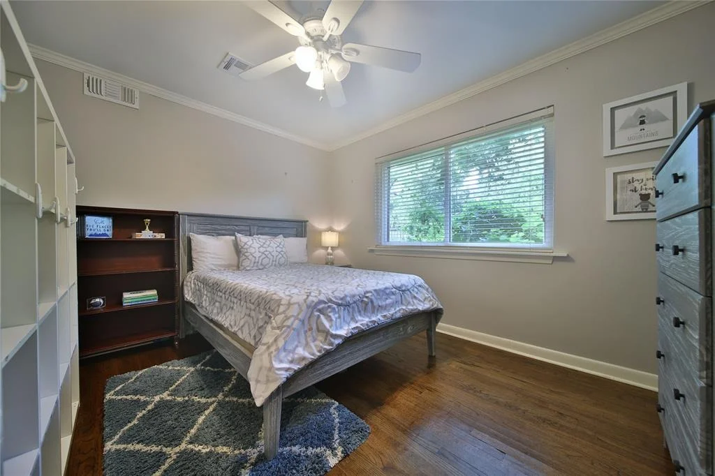 Photo of 1626 Springwood Drive