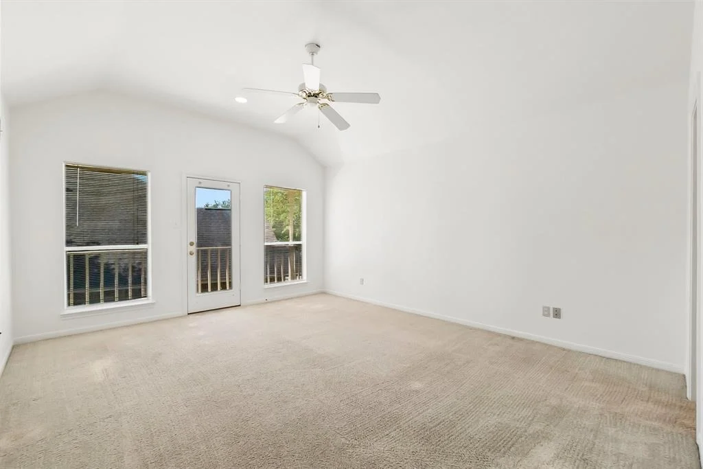 Photo of 5341 Lakeshore Drive