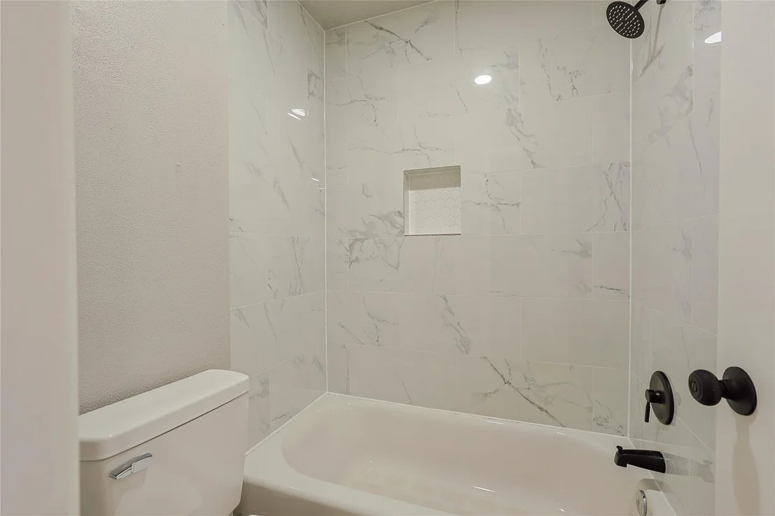Photo of 6208 Silver Leaf Drive
