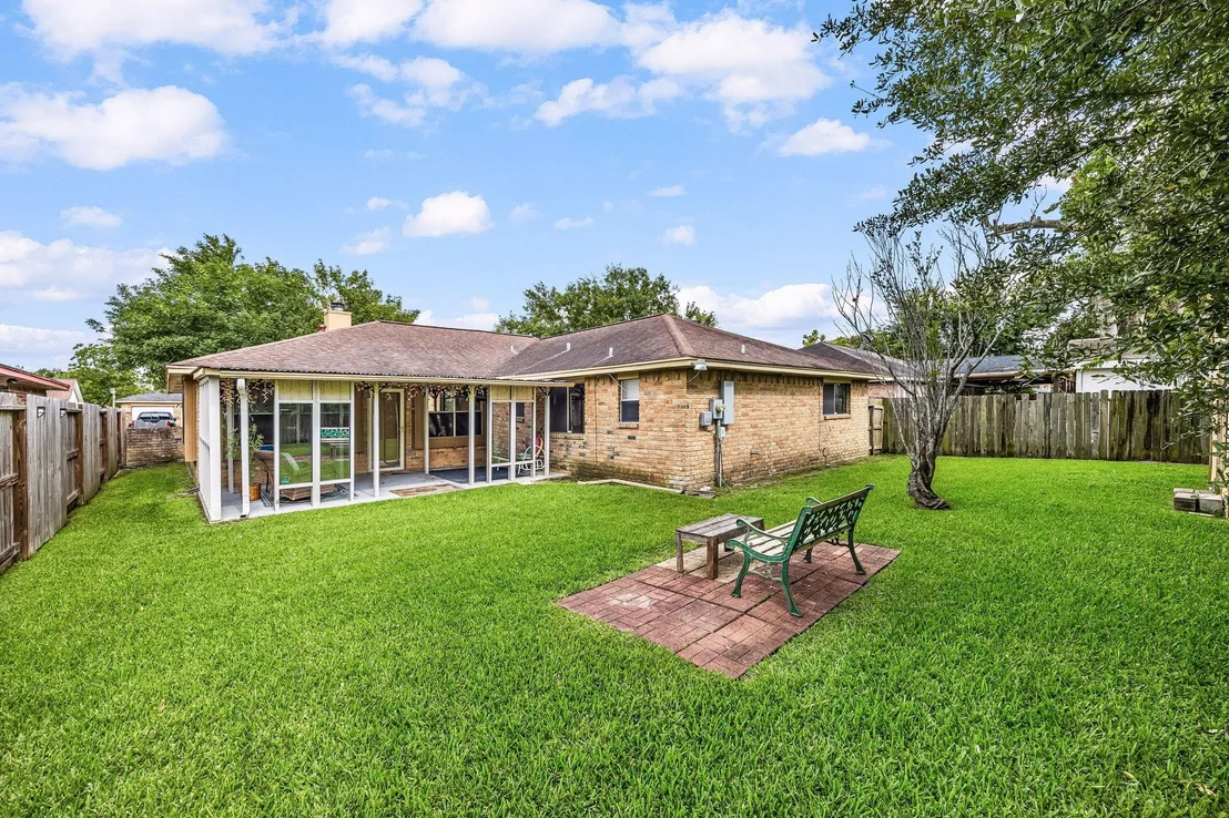 Photo of 1343 Somercotes Lane