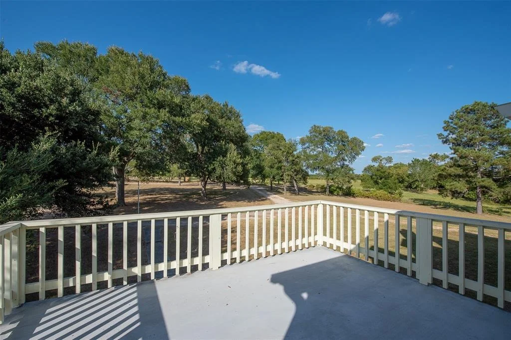 Photo of 460 Brazos Ct