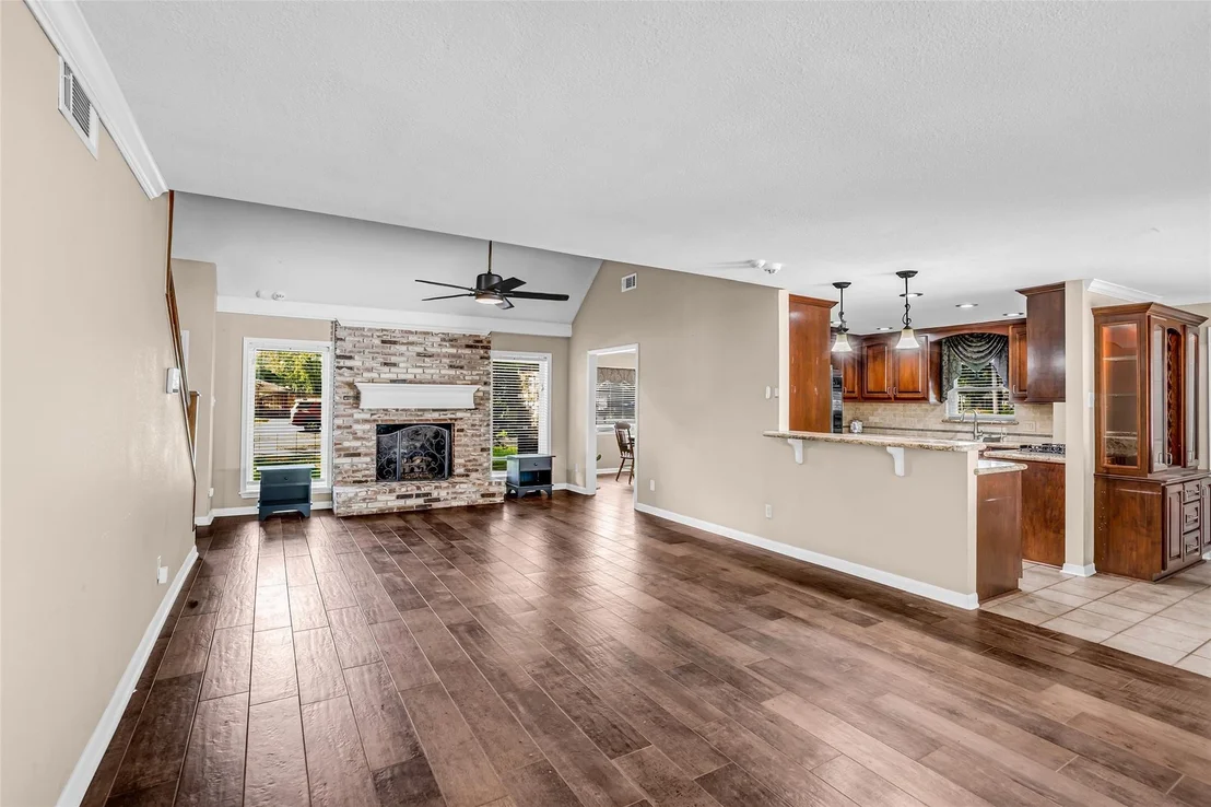Photo of 631 Andover Street