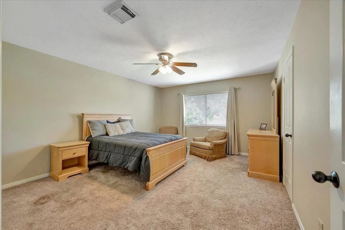 Photo of 15110 Greenleaf Lane