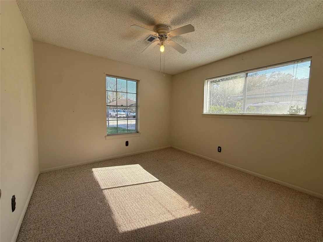Photo of 522 Charleston Square