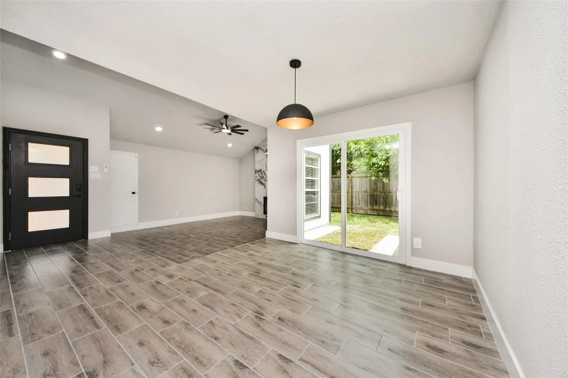 Photo of 22707 Fincastle Drive