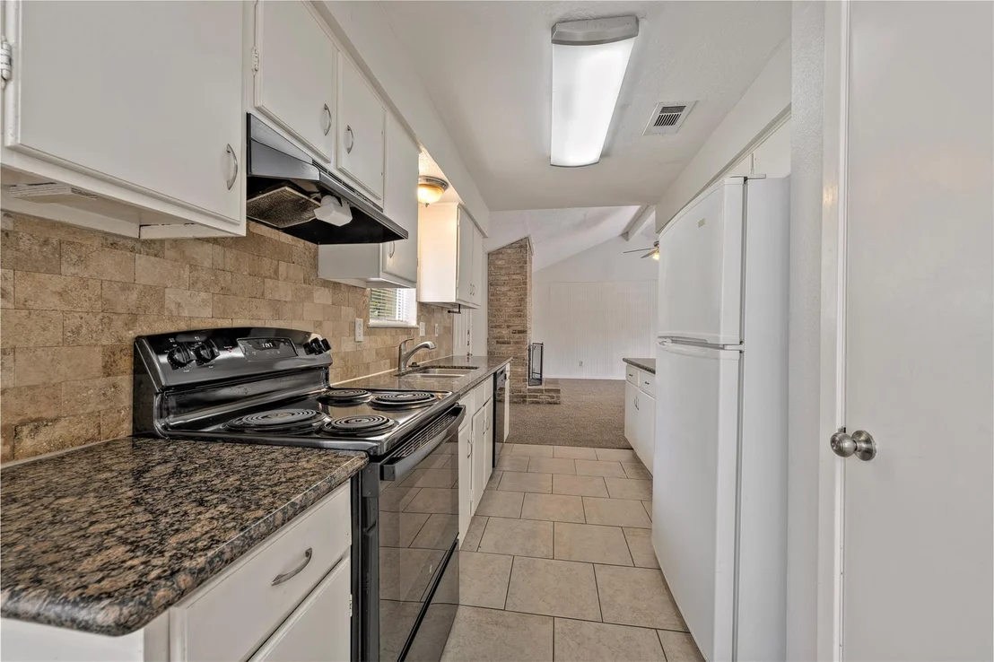Photo of 11331 Rousseau Drive