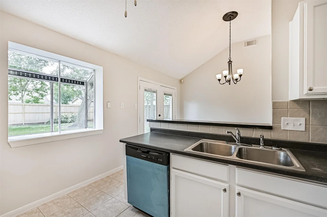 Photo of 3107 Deer Trail Drive