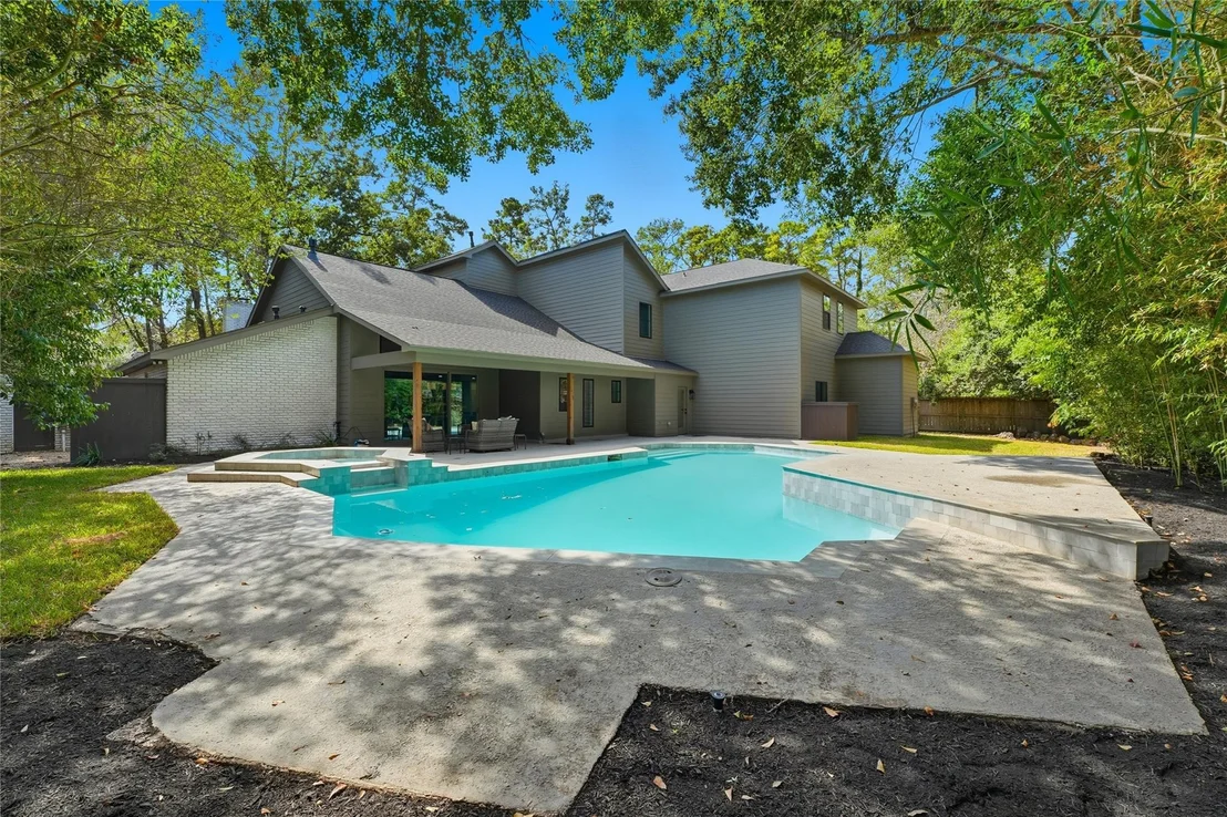 Photo of 4907 Pine Garden Drive E