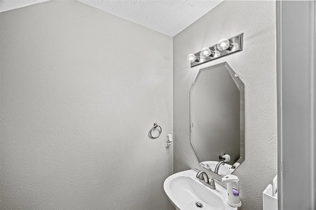 Photo of 20019 Rustic Lake Lane