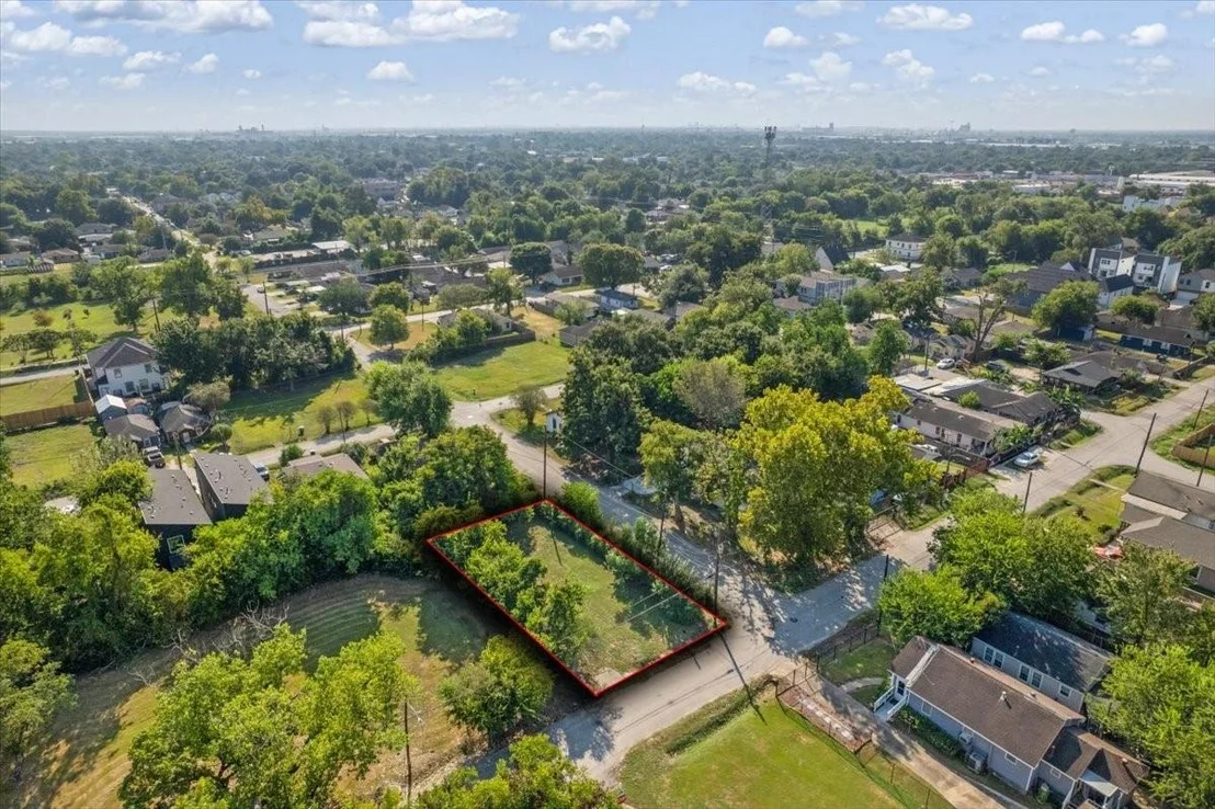 Photo of 2302 Chew Street Street