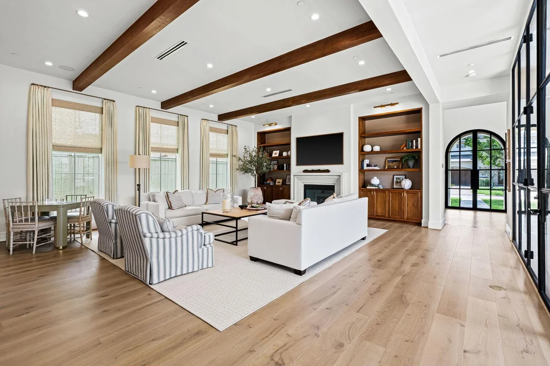 Photo of 8722 Lupton Lane
